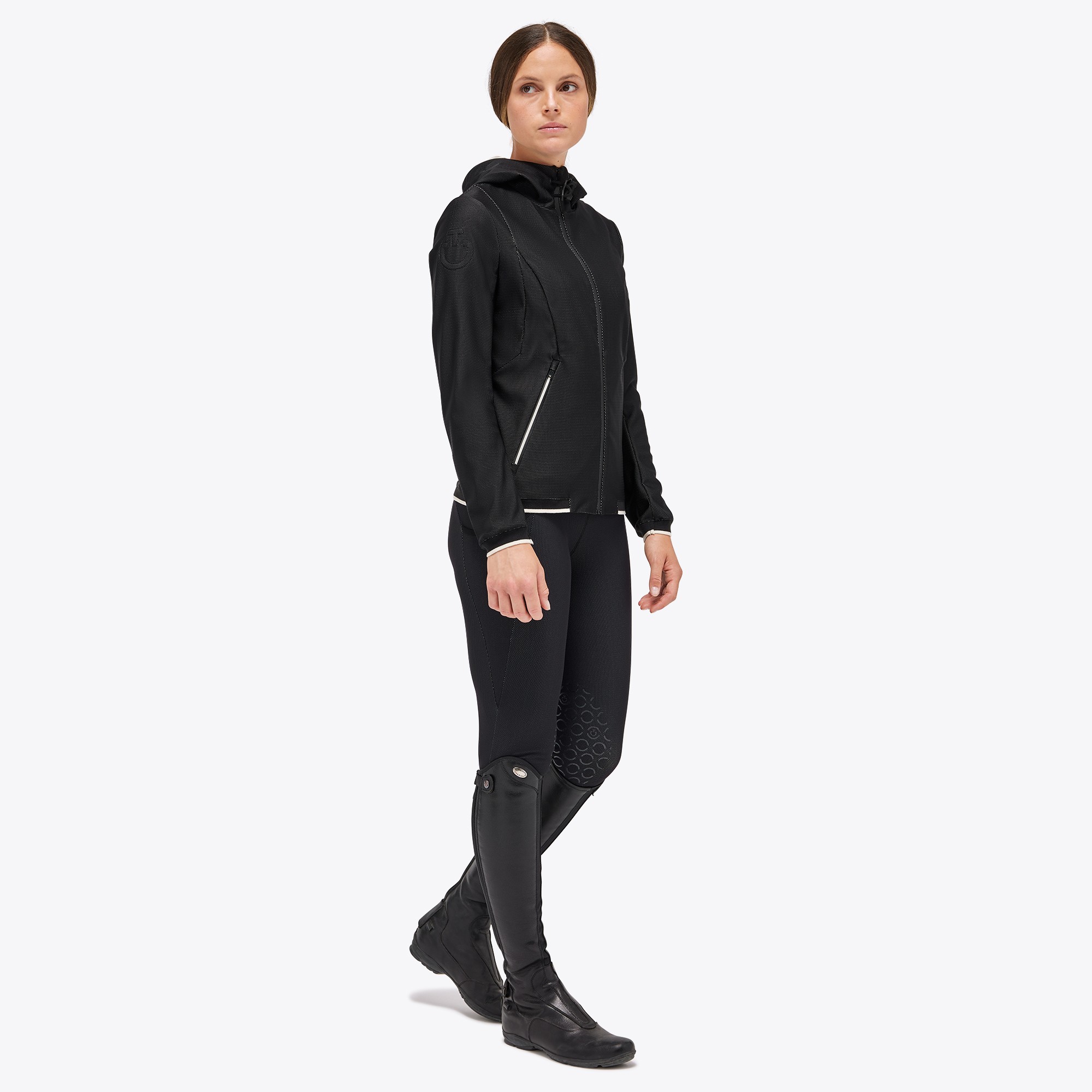 Ridershouse: CT Licht Gevoerde Softshell Met Mesh Zwart, heerlijke jas om in paard te rijden. Ridershouse: CT Licht Gevoerde Softshell Met Mesh Zwart, heerlijke jas om in paard te rijden.