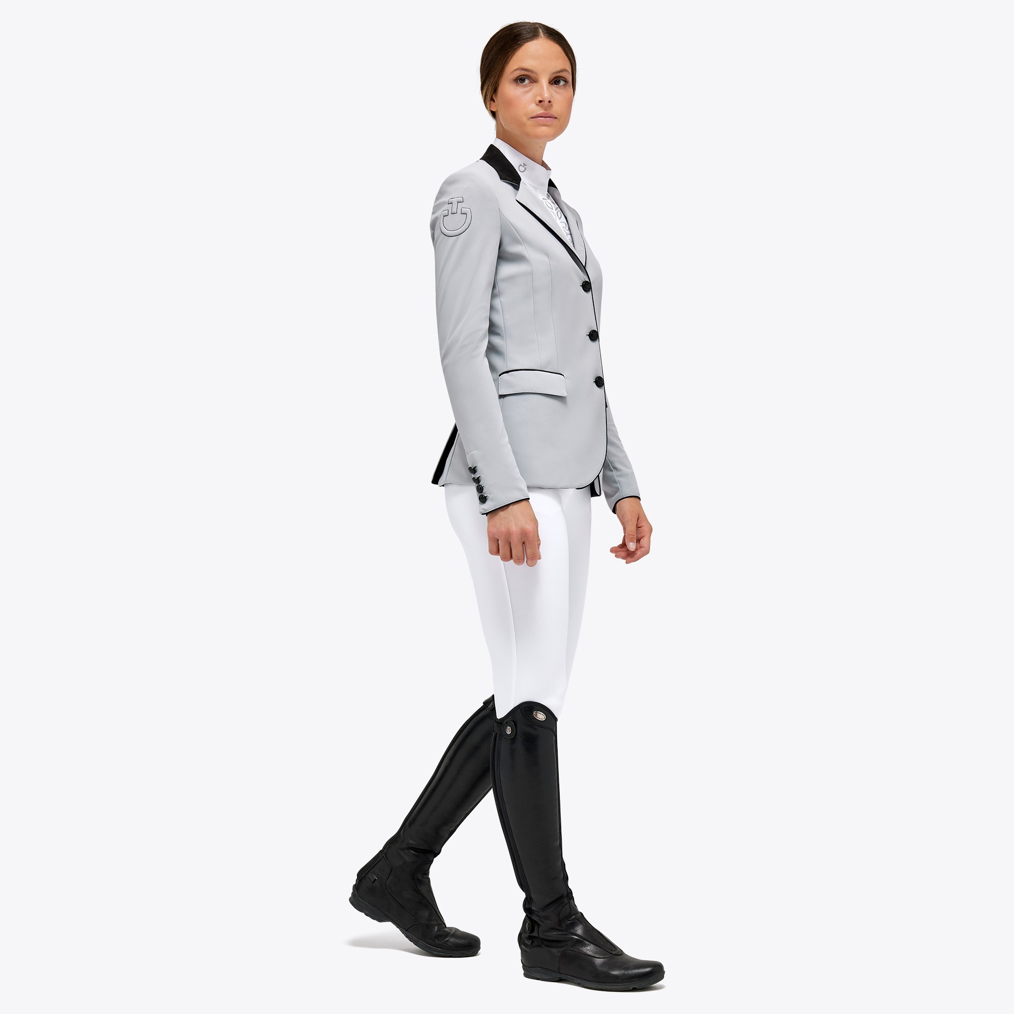 Cavalleria Toscana Dames Wedstrijdjasje GP Grijs, perfect for the summer. Cavalleria Toscana Dames Wedstrijdjasje GP Grijs, perfect for the summer.