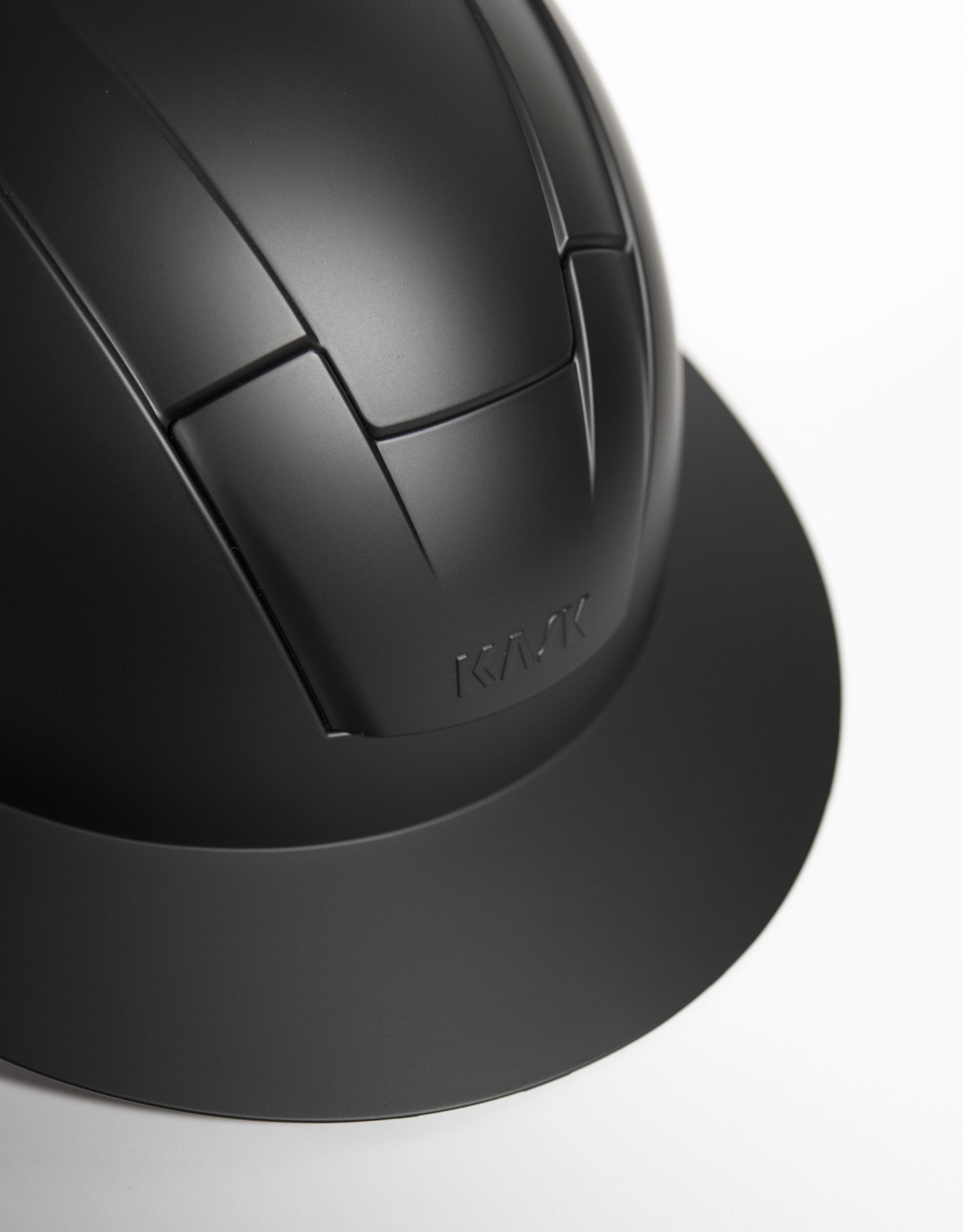 KASK Kooki, een cap die geen concessies doet aan de veiligheid! leverbaar in Mat en Glans KASK Kooki, een cap die geen concessies doet aan de veiligheid! leverbaar in Mat en Glans
