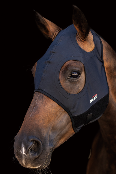 The COME BEST Titanium mask supports your horse for better concentration, eliminating fatigue and pain, relieving tension and in The COME BEST Titanium mask supports your horse for better concentration, eliminating fatigue and pain, relieving tension and in