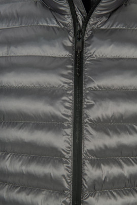Pikeur Heren Bodywarmer Timm Grijs, met een goed pasvorm. Ook leverbaar in Blauw Pikeur Heren Bodywarmer Timm Grijs, met een goed pasvorm. Ook leverbaar in Blauw