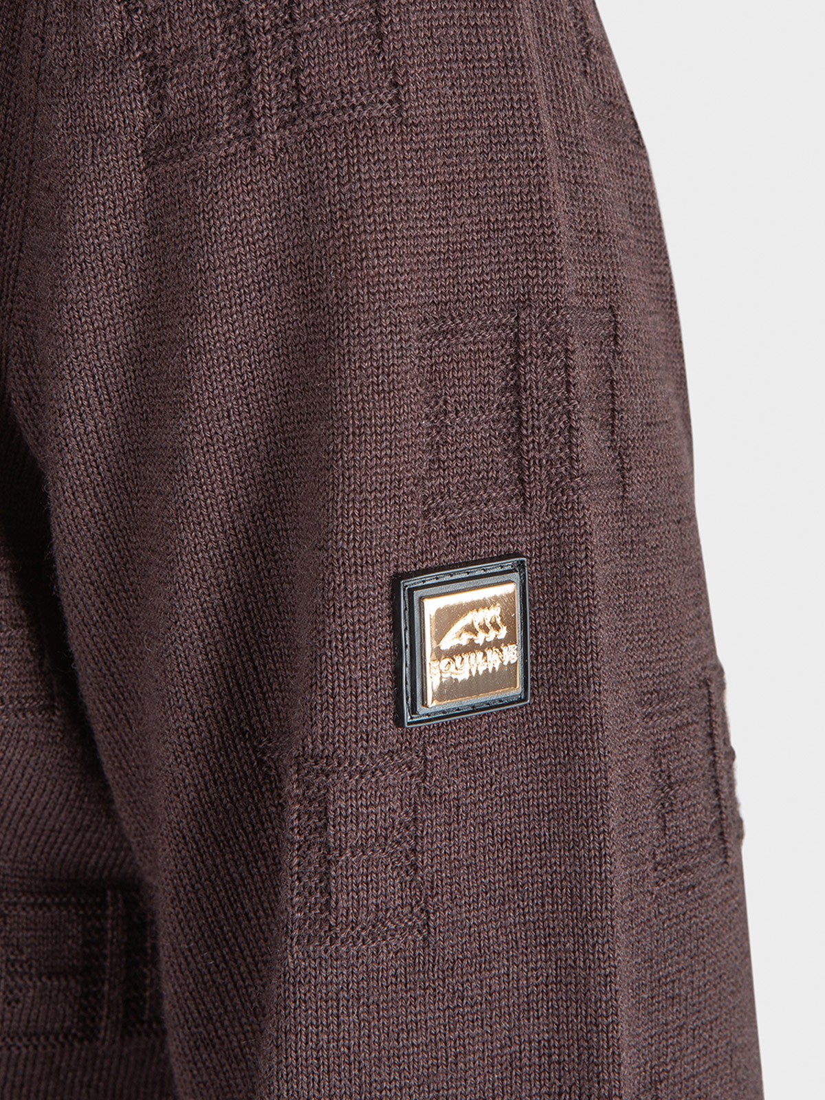 Dames coltrui Equiline - in de kleur bruin met Equiline logo op de mouw Dames coltrui Equiline - in de kleur bruin met Equiline logo op de mouw