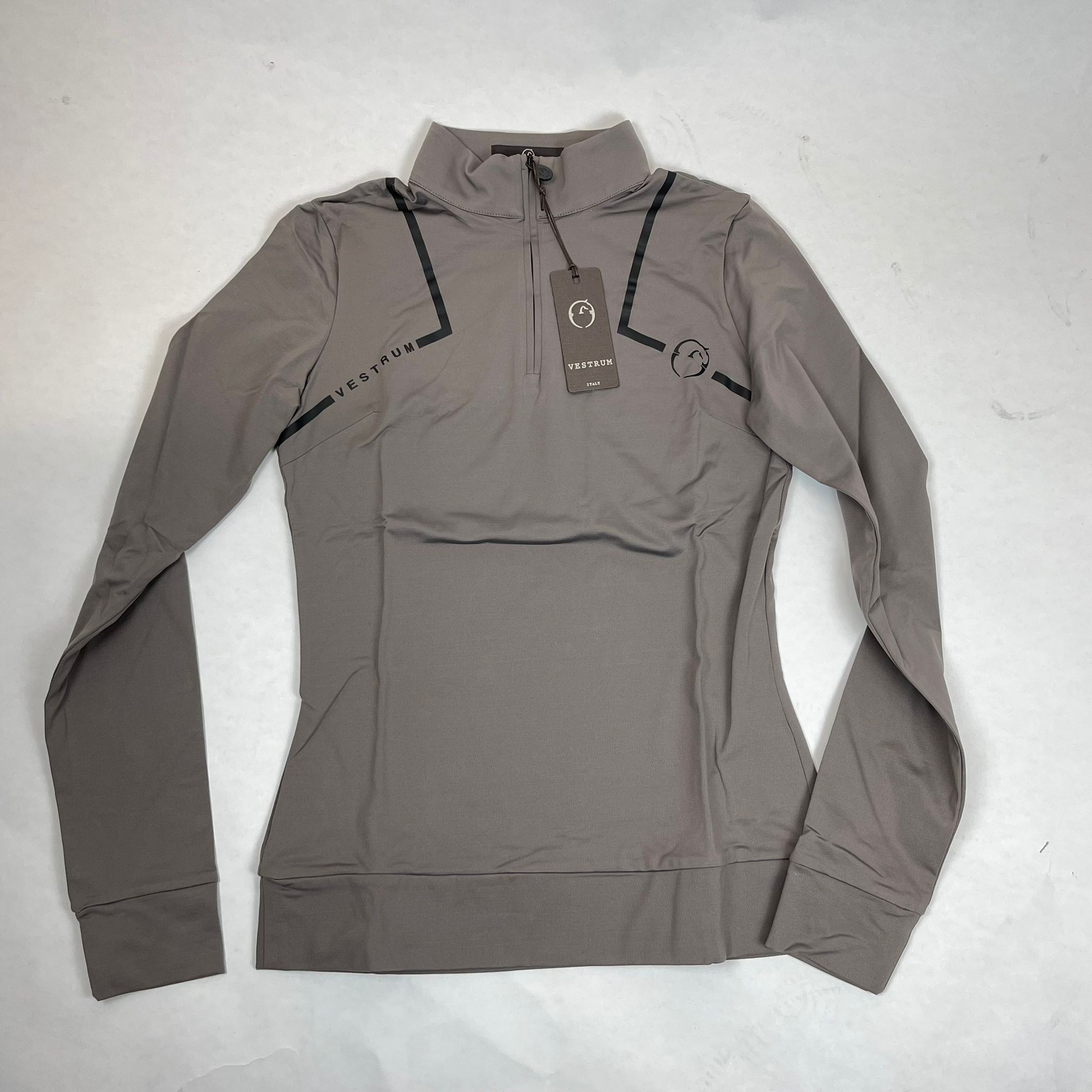 Ridershouse: Vestrum Vollon Training Top - in the color hazelnut brown Ridershouse: Vestrum Vollon Training Top - in the color hazelnut brown