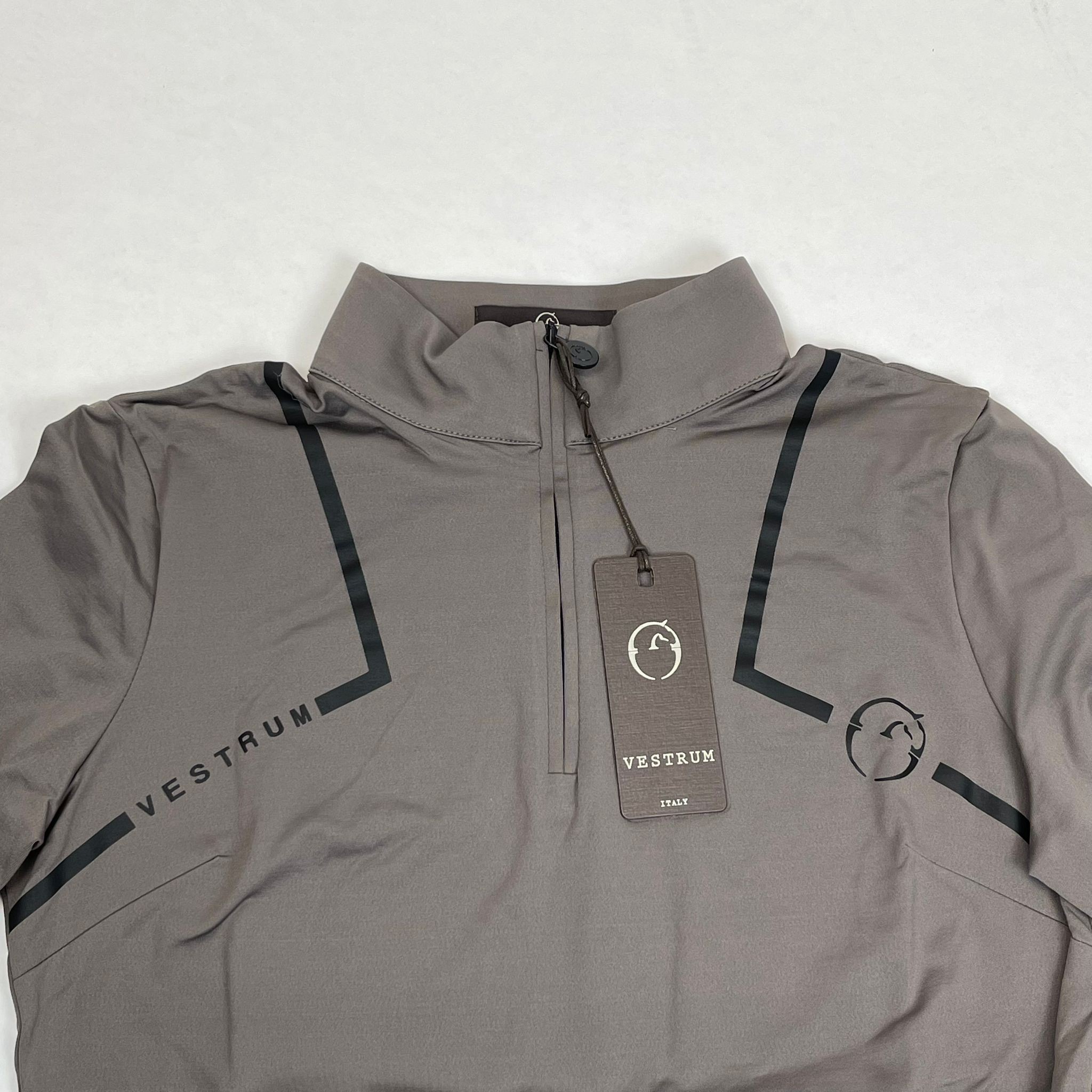 Ridershouse: Vestrum Vollon Training Top - in the color hazelnut brown Ridershouse: Vestrum Vollon Training Top - in the color hazelnut brown