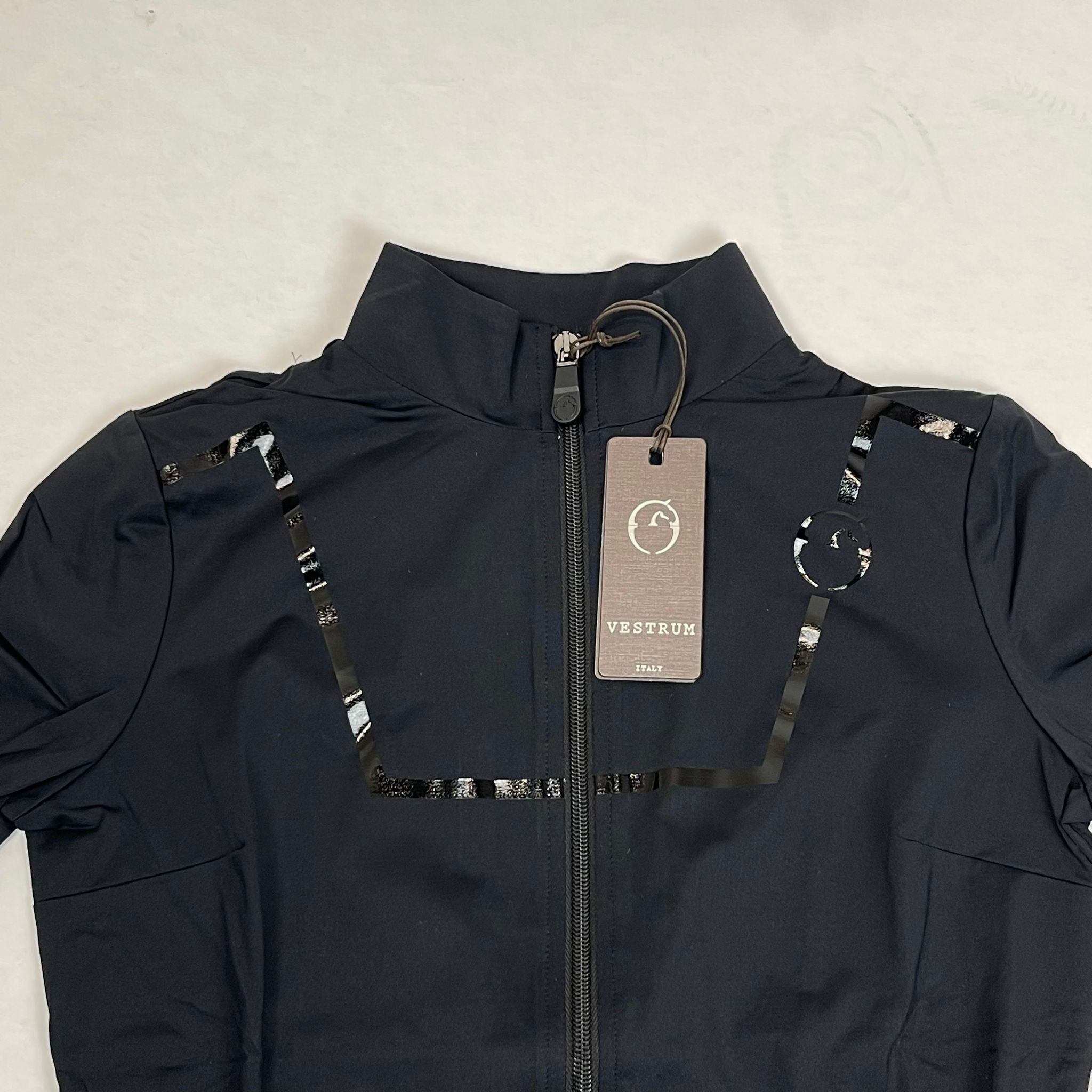 Ridershouse: Vestrum Novacella Long sleeve Training Top - Color: Black Ridershouse: Vestrum Novacella Long sleeve Training Top - Color: Black