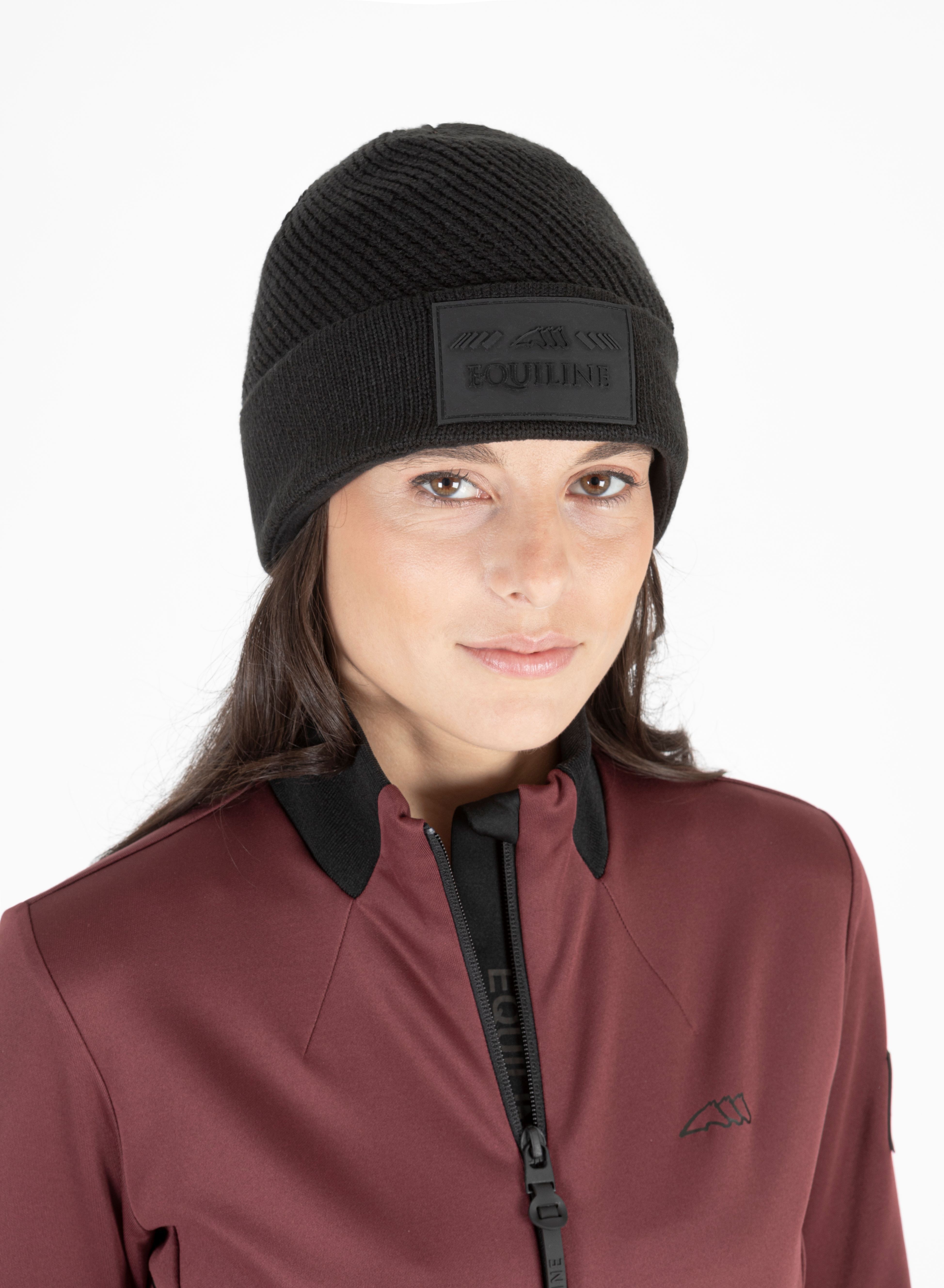 Ridershouse : Equiline Cabic Thermal Hat / Beanie - in the color Black Ridershouse : Equiline Cabic Thermal Hat / Beanie - in the color Black