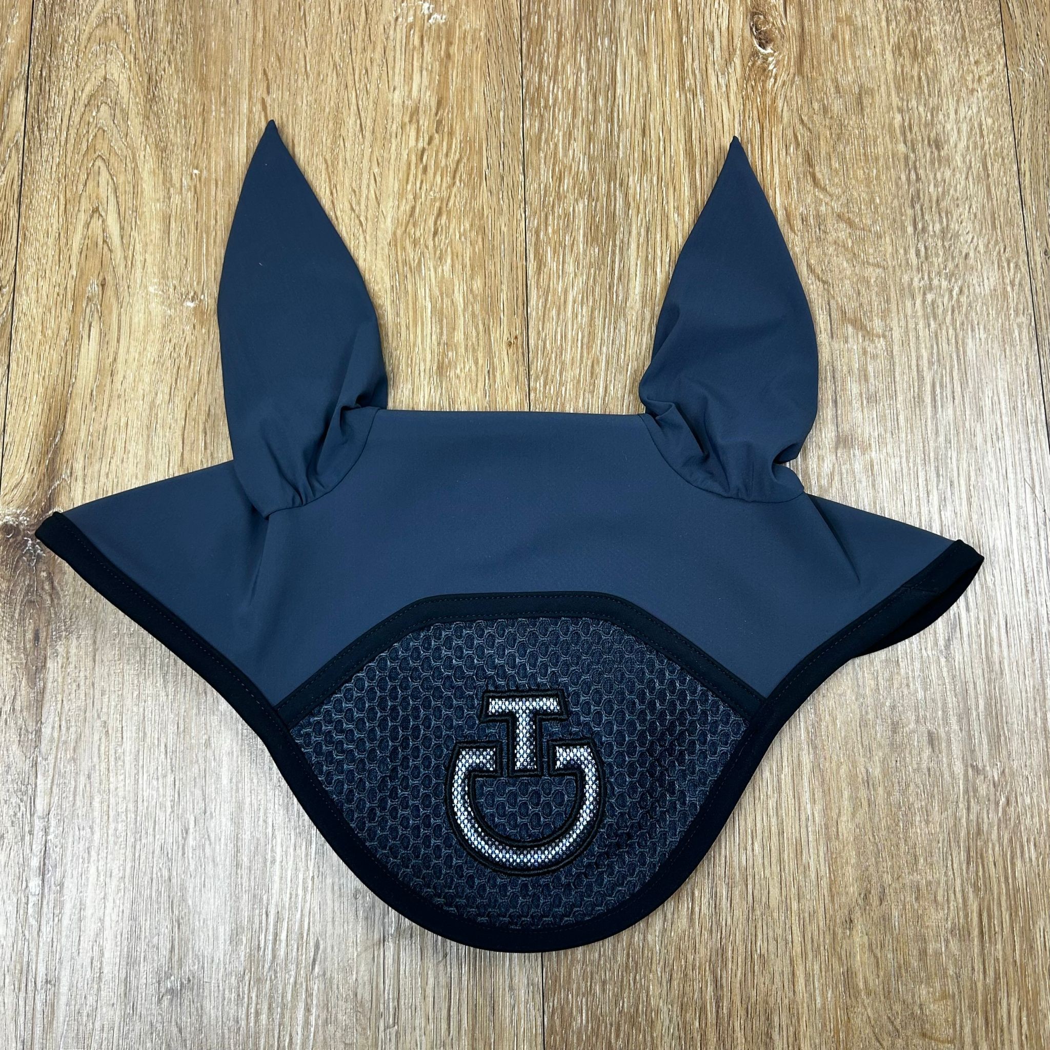 Riderhouse: CT Air Jersey w/ Mesh Insert Earnet - in de kleuren Grijs/Zwart Riderhouse: CT Air Jersey w/ Mesh Insert Earnet - in de kleuren Grijs/Zwart