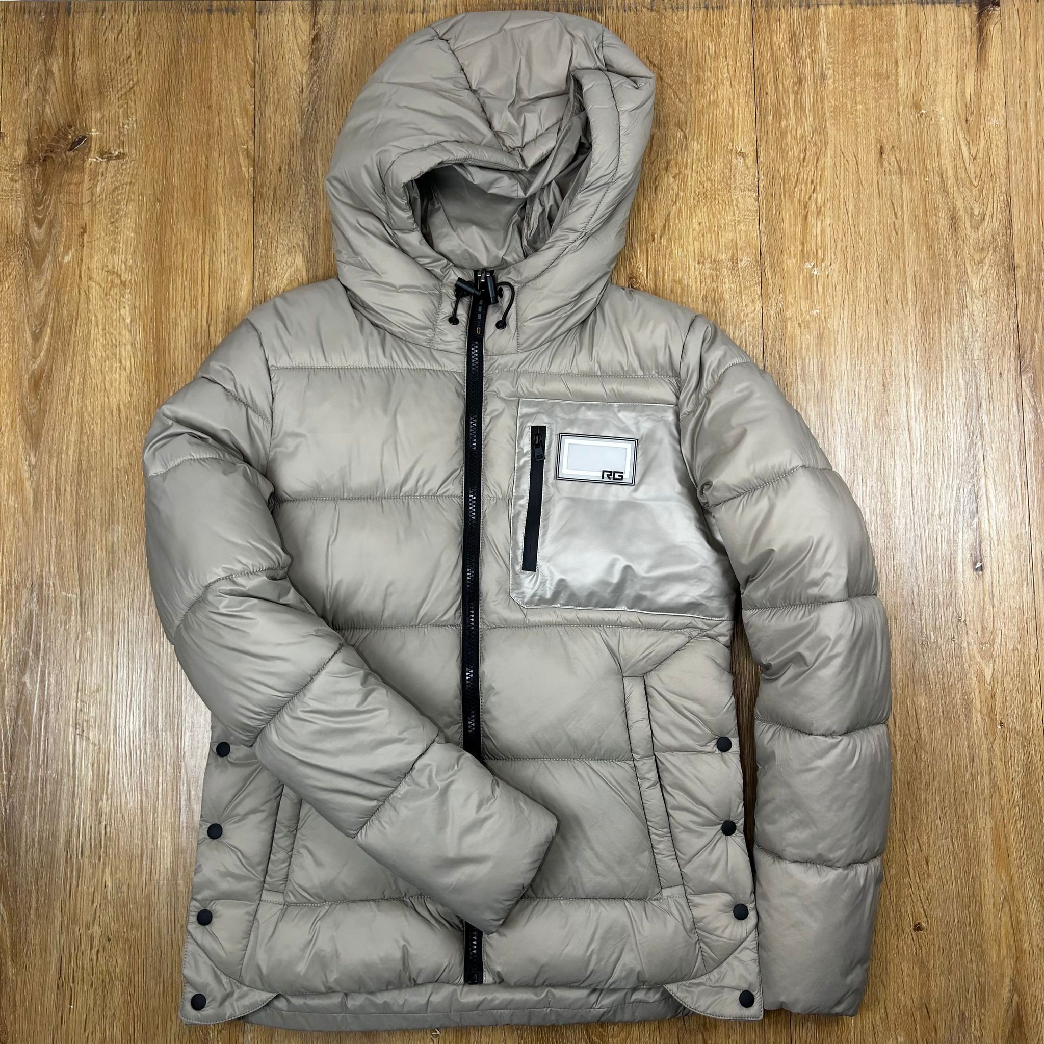 Ridershouse: RG Italy - Women's Padded Hooded Jacket in the color beige Ridershouse: RG Italy - Women's Padded Hooded Jacket in the color beige