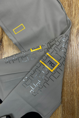 Ridershouse: RG Damesrijbroek high waist Knie Grip - in de kleur Beige Ridershouse: RG Damesrijbroek high waist Knie Grip - in de kleur Beige
