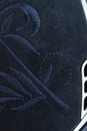 Miss Shield 2.0 Cap Flower Embroidery kopen? - verkrijgbaar Miss Shield 2.0 Cap Flower Embroidery kopen? - verkrijgbaar