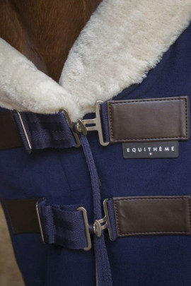 Equithème Fleecedeken Teddy - Blauw - Ridershouse.com Equithème Fleecedeken Teddy - Blauw - Ridershouse.com