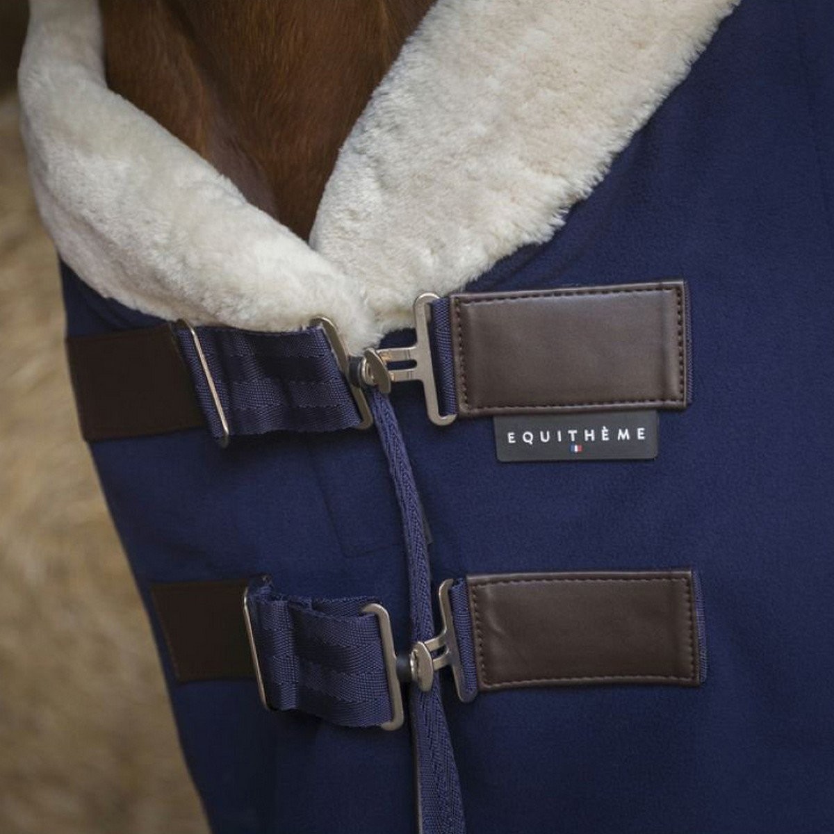 Equithème Fleecedeken Teddy - Blauw - Ridershouse.com Equithème Fleecedeken Teddy - Blauw - Ridershouse.com