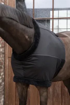Kentucky Horsewear Borstbeschermer tegen schuurplekken van dekens - Zwart Kentucky Horsewear Borstbeschermer tegen schuurplekken van dekens - Zwart
