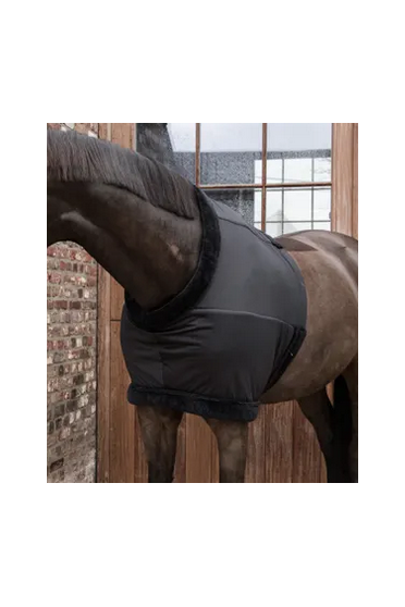 Kentucky Horsewear Borstbeschermer tegen schuurplekken van dekens - Zwart Kentucky Horsewear Borstbeschermer tegen schuurplekken van dekens - Zwart