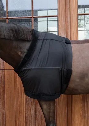 Kentucky Horsewear Borstbeschermer tegen schuurplekken van dekens - Zwart Kentucky Horsewear Borstbeschermer tegen schuurplekken van dekens - Zwart