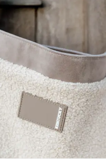 Ridershouse: Kentucky Horsewear Teddy Fleece en Velvet Tas