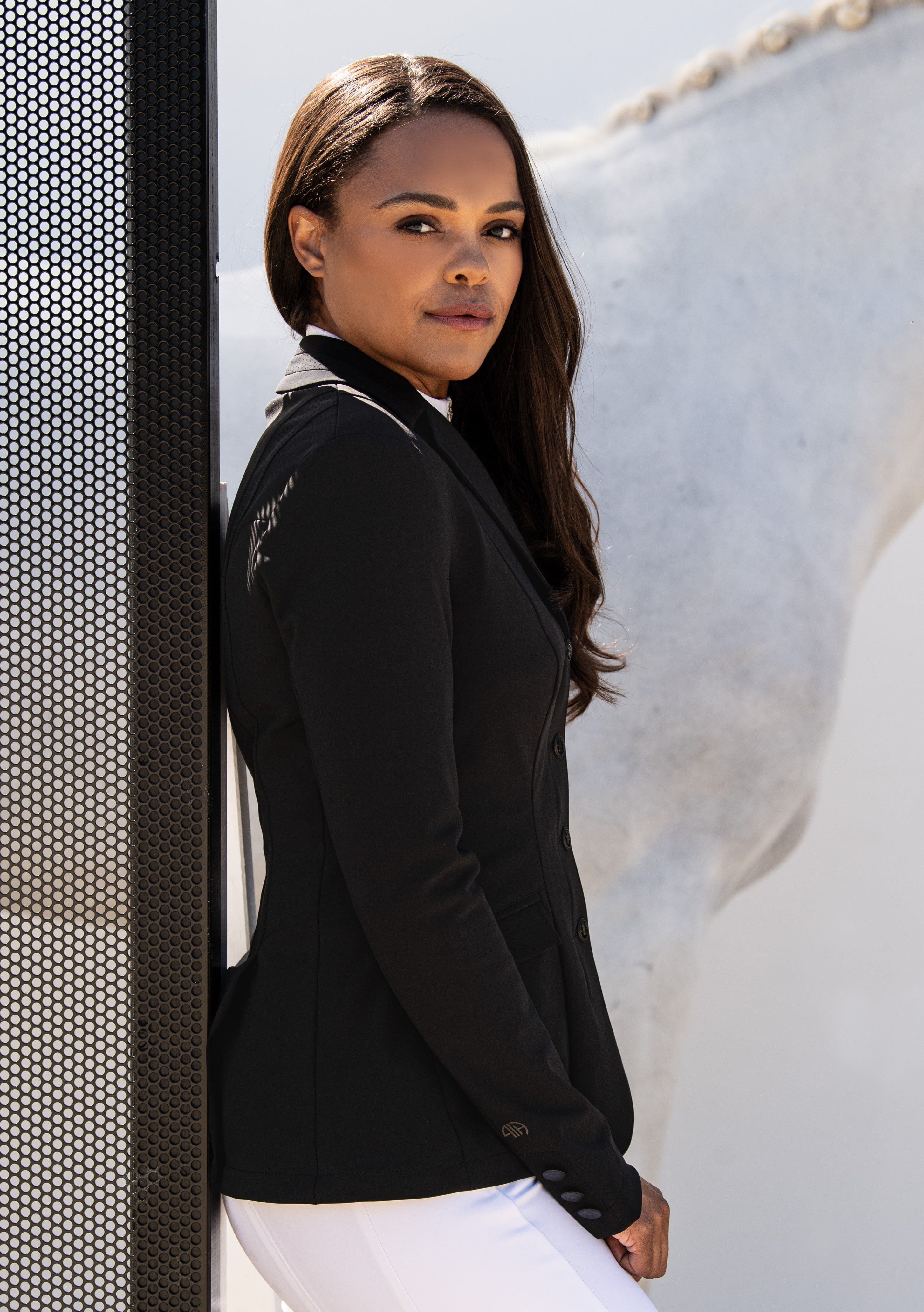 Pikeur Dames Wedstrijdjasje Athleisure - in de kleur zwart - Ridershouse Pikeur Dames Wedstrijdjasje Athleisure - in de kleur zwart - Ridershouse