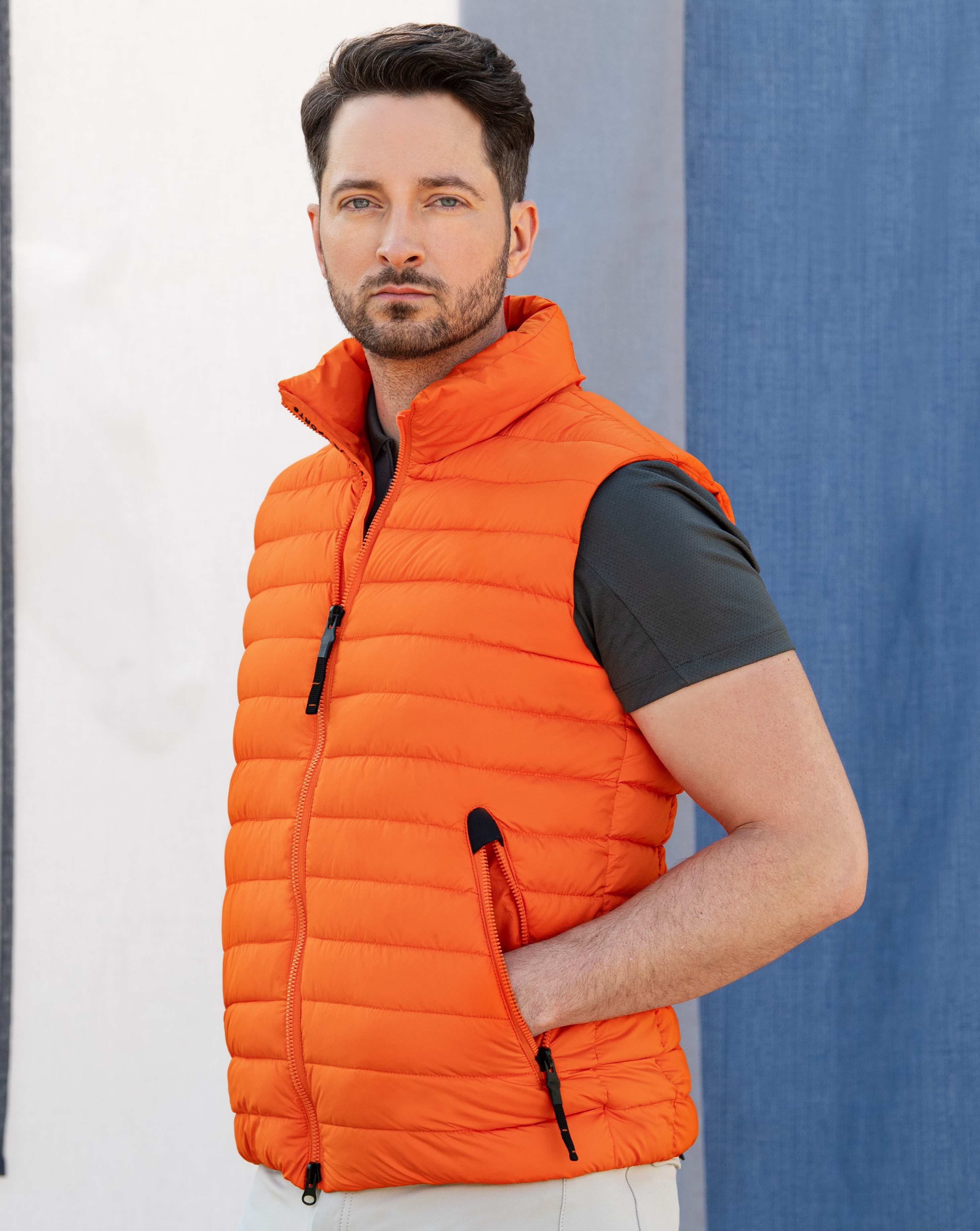 Pikeur Men's Waistcoat Sports - in the color orange - ultimate comfort in the saddle
