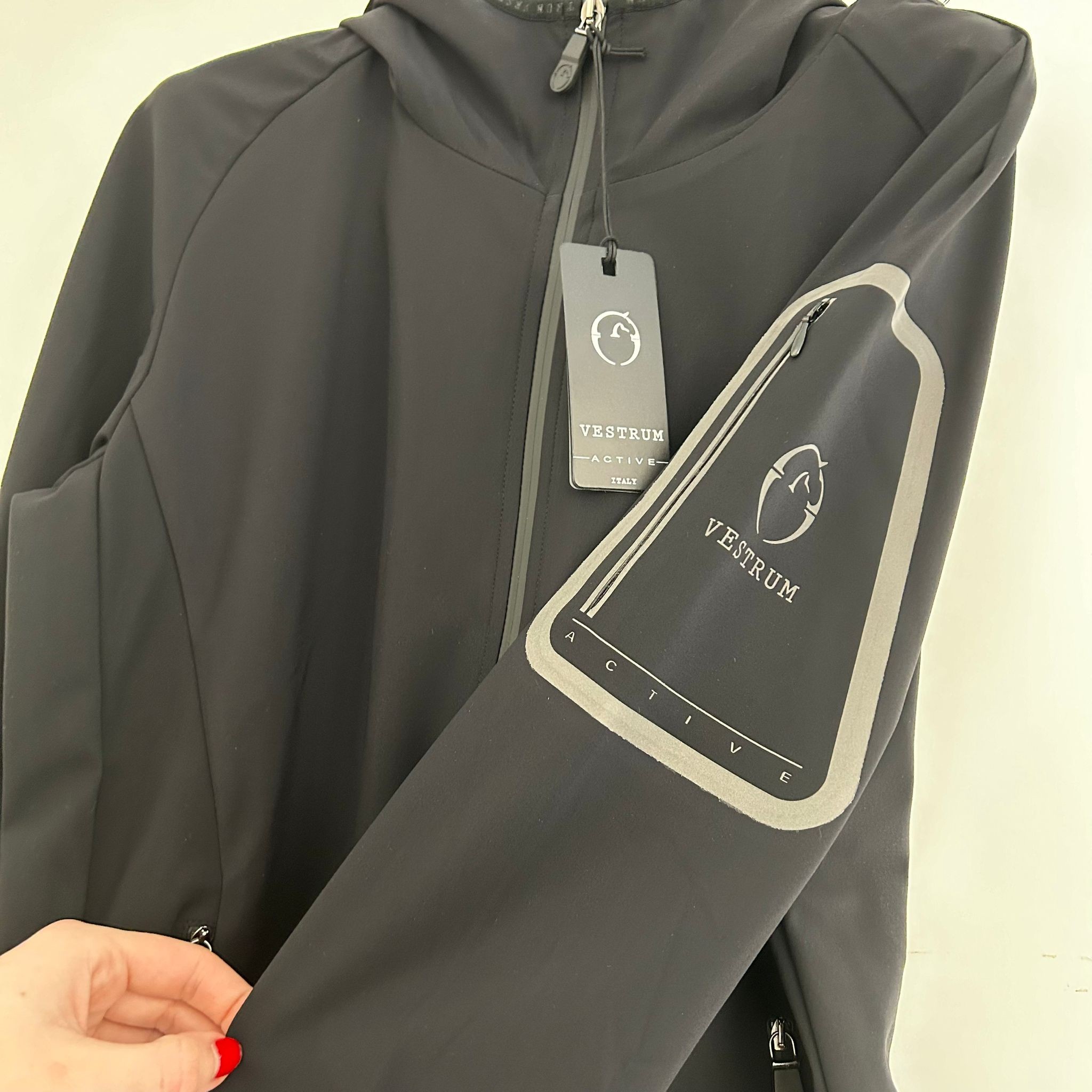 Vestrum Heren Oussent Warm Up Softshell Jas - Summer 2024 - Ridershouse.com Vestrum Heren Oussent Warm Up Softshell Jas - Summer 2024 - Ridershouse.com