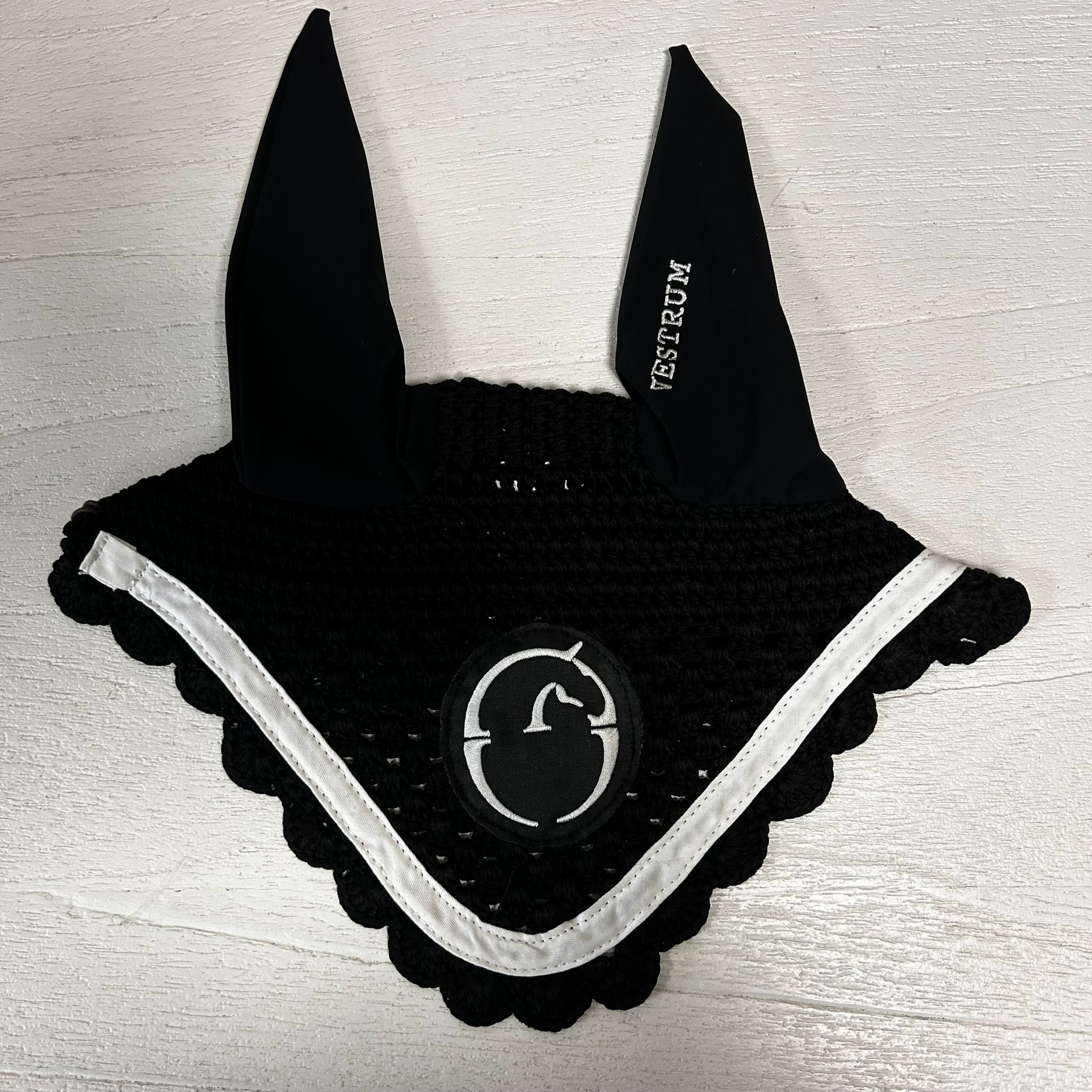 Vestrum Leeds Earnet Black White buy? - verkrijgbaar