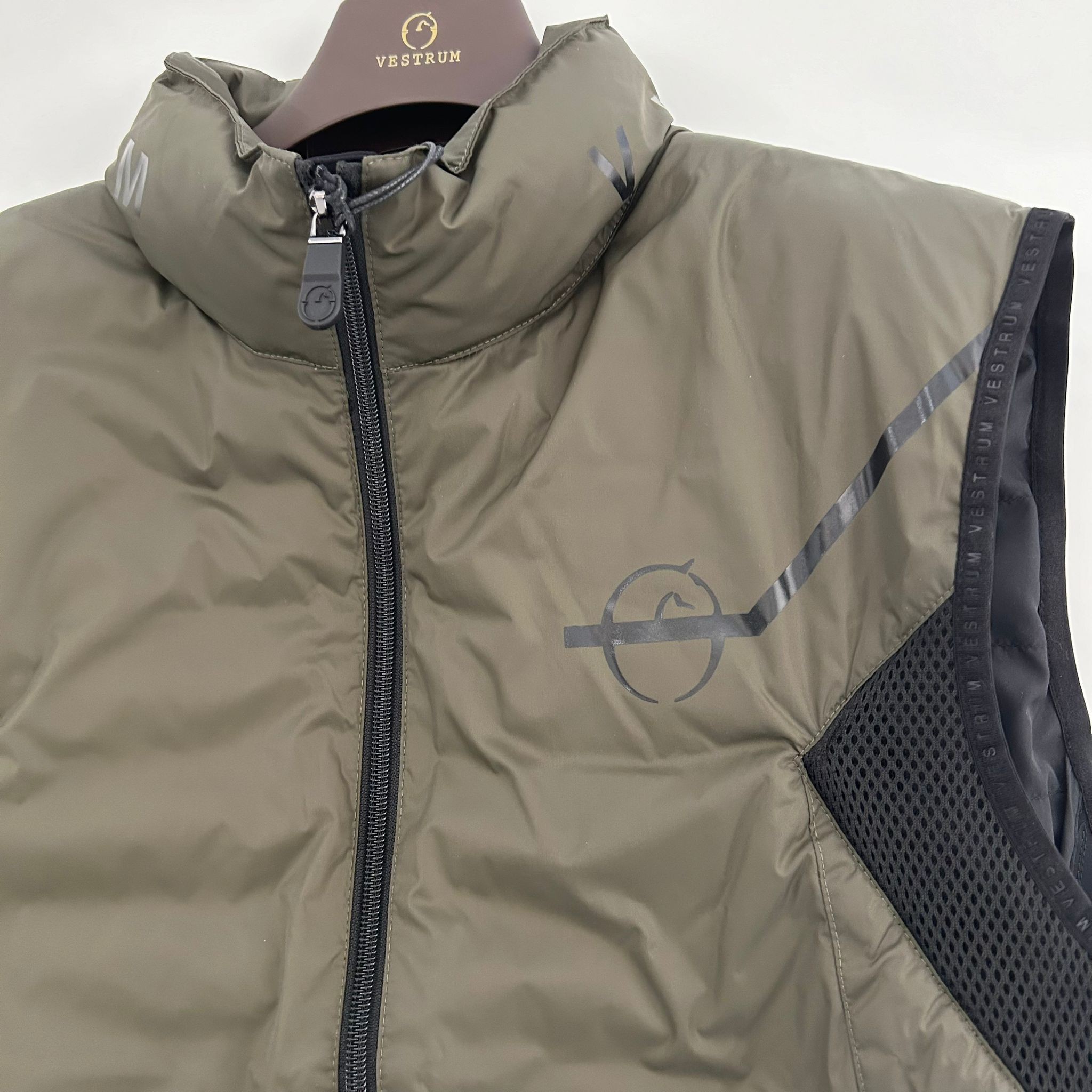 Ridershouse: Vestrum Heren Bodywarmer Fuerteventura Vest - Olive Gold Ridershouse: Vestrum Heren Bodywarmer Fuerteventura Vest - Olive Gold