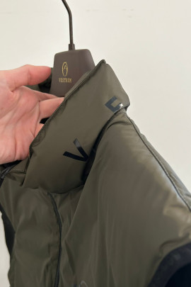 Ridershouse: Vestrum Heren Bodywarmer Fuerteventura Vest - Olive Gold Ridershouse: Vestrum Heren Bodywarmer Fuerteventura Vest - Olive Gold