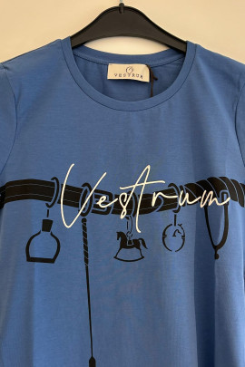 Vestrum Dames Dominica S/S T-Shirt - Dusty Blue Summer 24 - Ridershouse.com Vestrum Dames Dominica S/S T-Shirt - Dusty Blue Summer 24 - Ridershouse.com