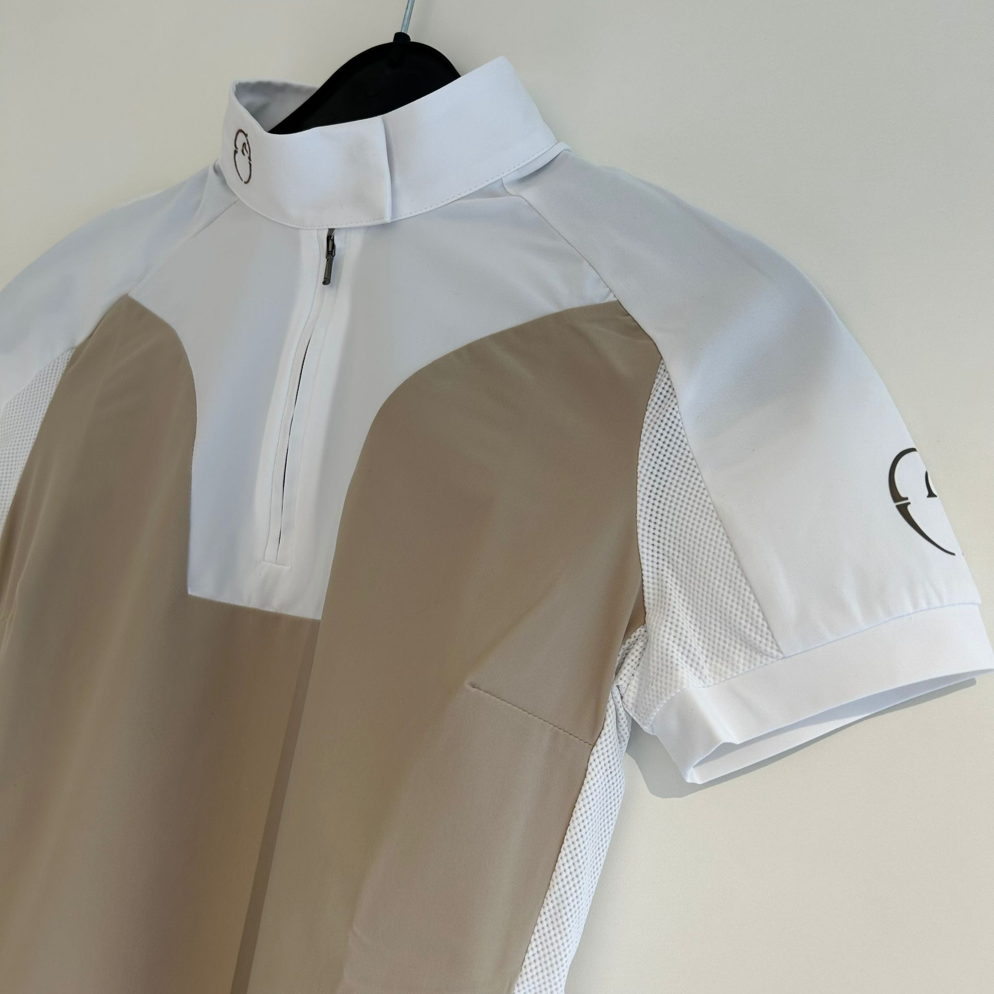 Vestrum Women's Selandia S/S Competition Shirt Beige- Ridershouse.com Vestrum Women's Selandia S/S Competition Shirt Beige- Ridershouse.com