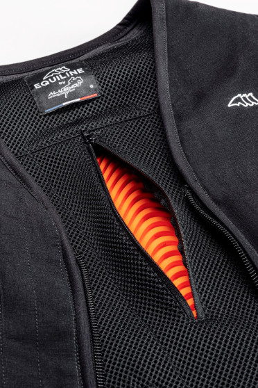 Equiline Airbagvest voor alle disciplines | Veiligheid en comfort Equiline Airbagvest voor alle disciplines | Veiligheid en comfort