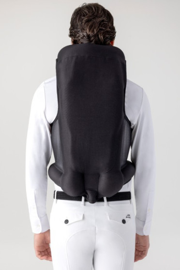 Equiline Airbagvest voor alle disciplines | Veiligheid en comfort Equiline Airbagvest voor alle disciplines | Veiligheid en comfort