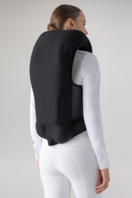 Equiline Airbag Vest for All Disciplines | Safety & Comfort Equiline Airbag Vest for All Disciplines | Safety & Comfort