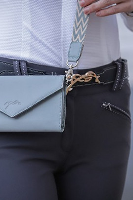Penelope Leprevost leather phone pocket blue grey | Shop now Penelope Leprevost leather phone pocket blue grey | Shop now