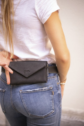 Penelope Leprevost Phone Pocket Performance | Black