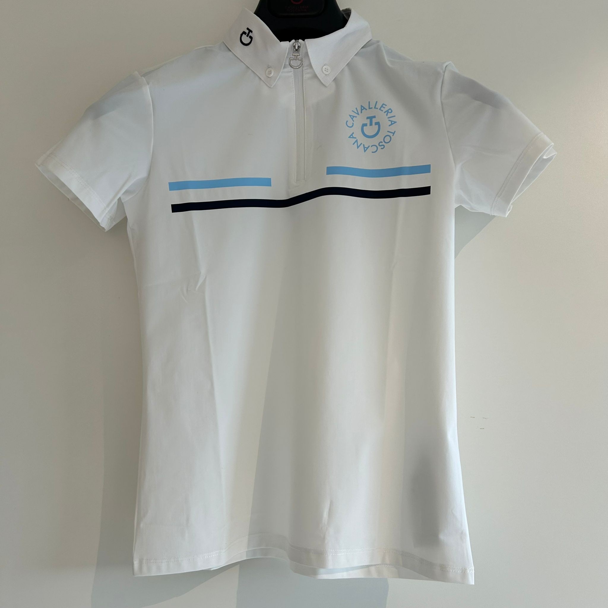 Ridershouse: CT Boys Jersey Shirt With Pocket S/S In De Kleur Wit. Ridershouse: CT Boys Jersey Shirt With Pocket S/S In De Kleur Wit.
