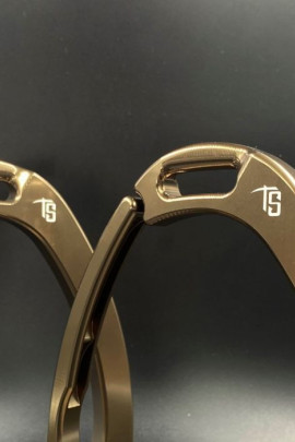 Tech Stirrups Venice EVO Sloped Veiligheidsstijgbeugels | Veilig & stijlvol Tech Stirrups Venice EVO Sloped Veiligheidsstijgbeugels | Veilig & stijlvol