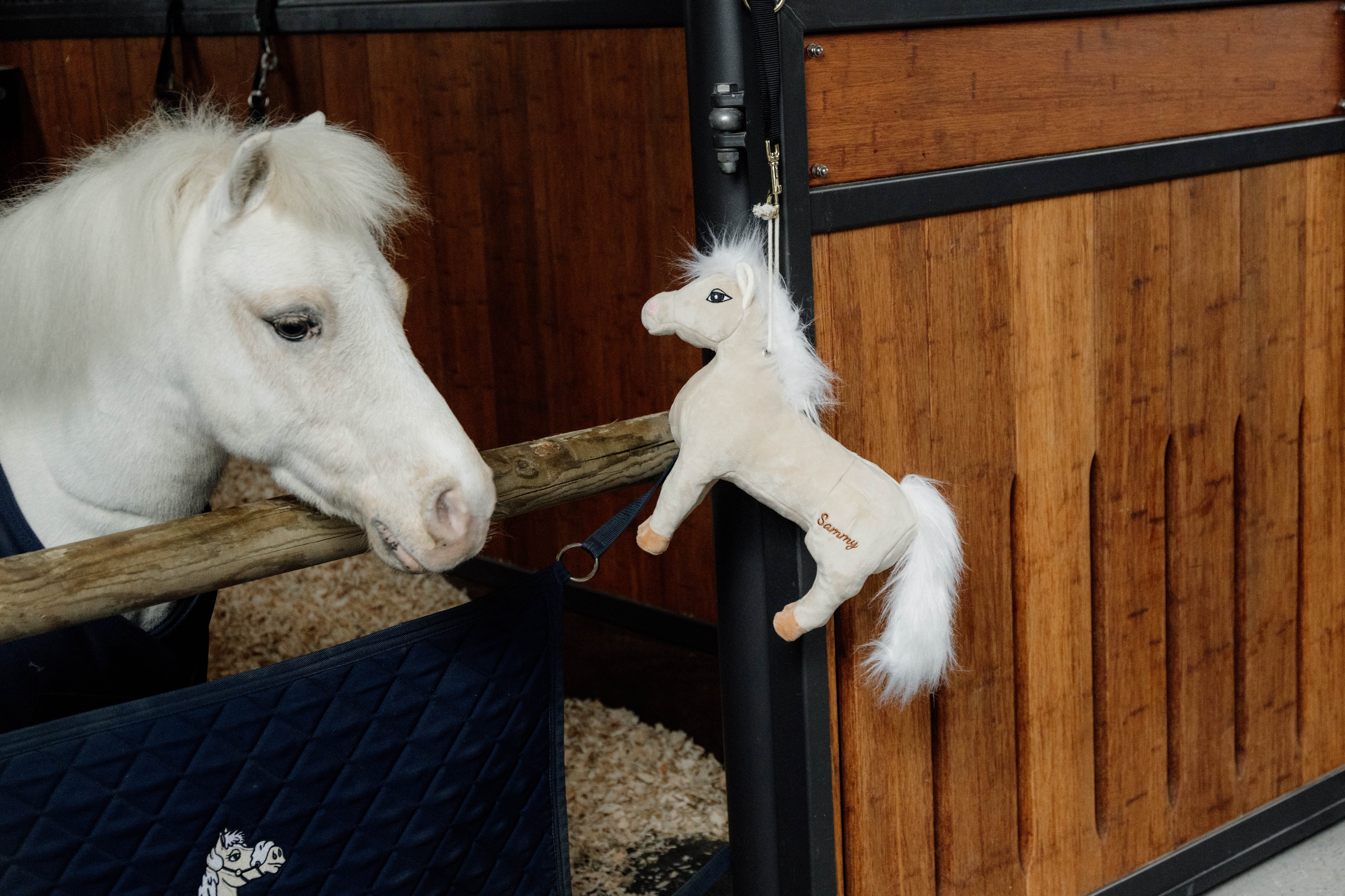 Kentucky Horsewear Relax Horse Toy Sammy Kentucky Horsewear Relax Horse Toy Sammy