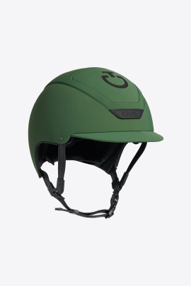 Designed and completely made in Italy, the CT Wide Brim combines style, design, and functionality.