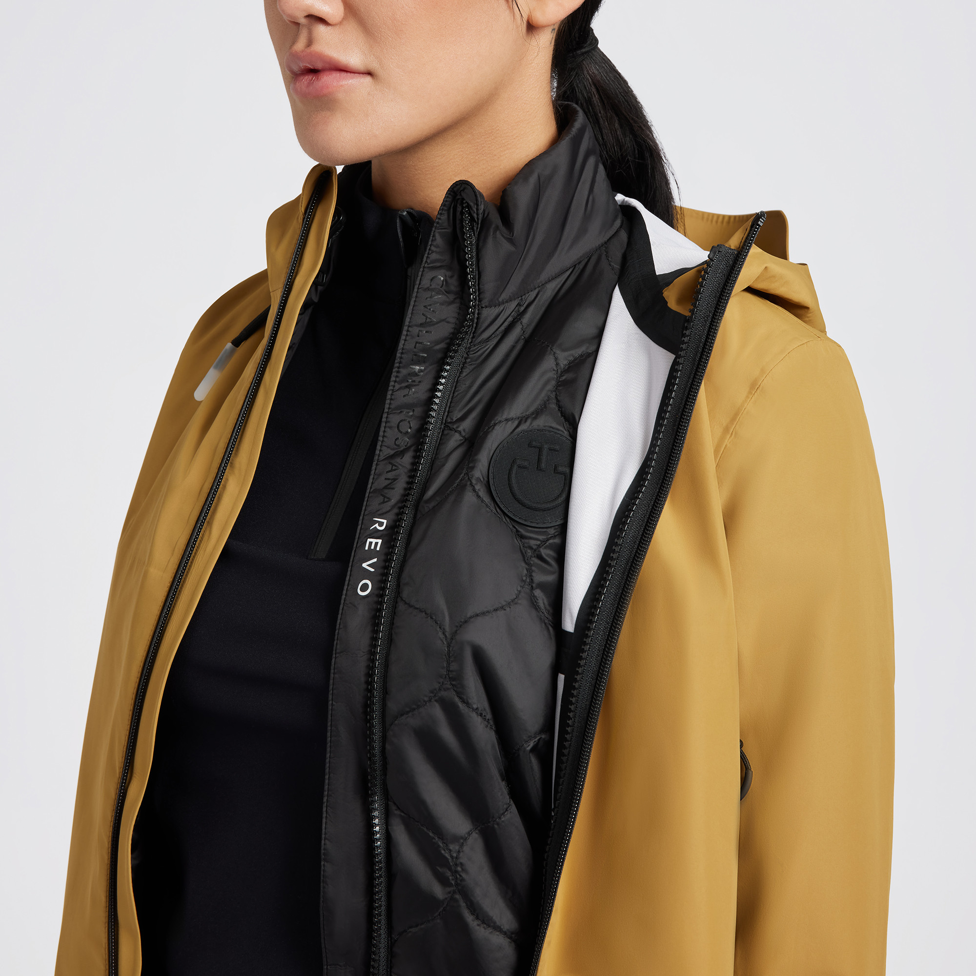 Cavalleria Toscana Dames 3-Way Hooded Performance Jacket - Mosterd Cavalleria Toscana Dames 3-Way Hooded Performance Jacket - Mosterd