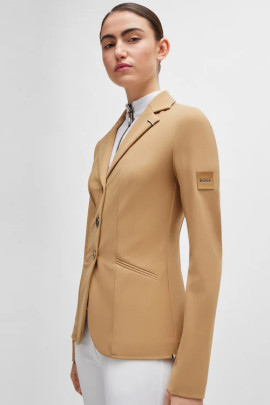 BOSS Equestrian Wedstrijdjasje Anna Camel kopen? - opvallend BOSS Equestrian Wedstrijdjasje Anna Camel kopen? - opvallend