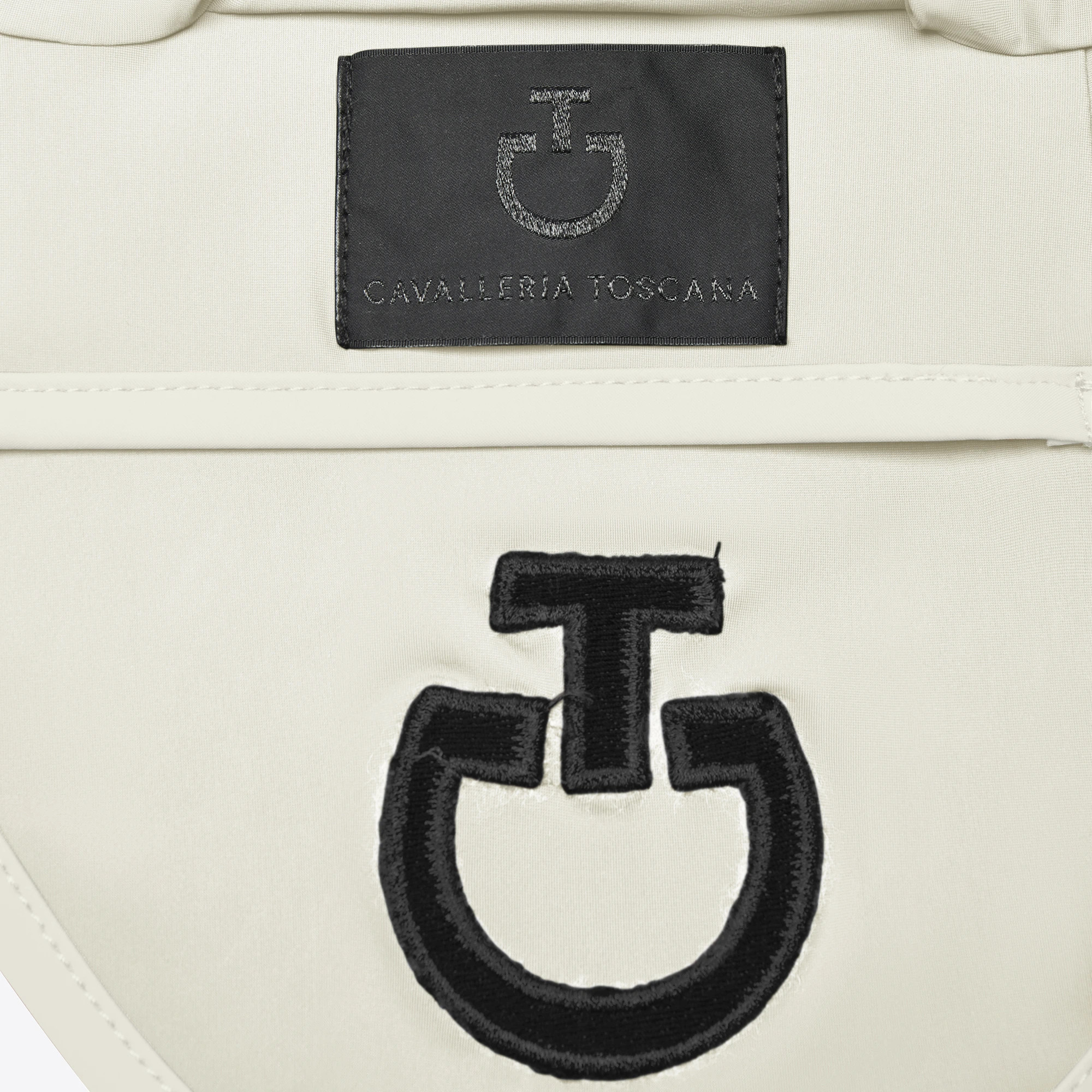 Cavalleria Toscana Oornetje Beige kopen? - verkrijgbaar Cavalleria Toscana Oornetje Beige kopen? - verkrijgbaar