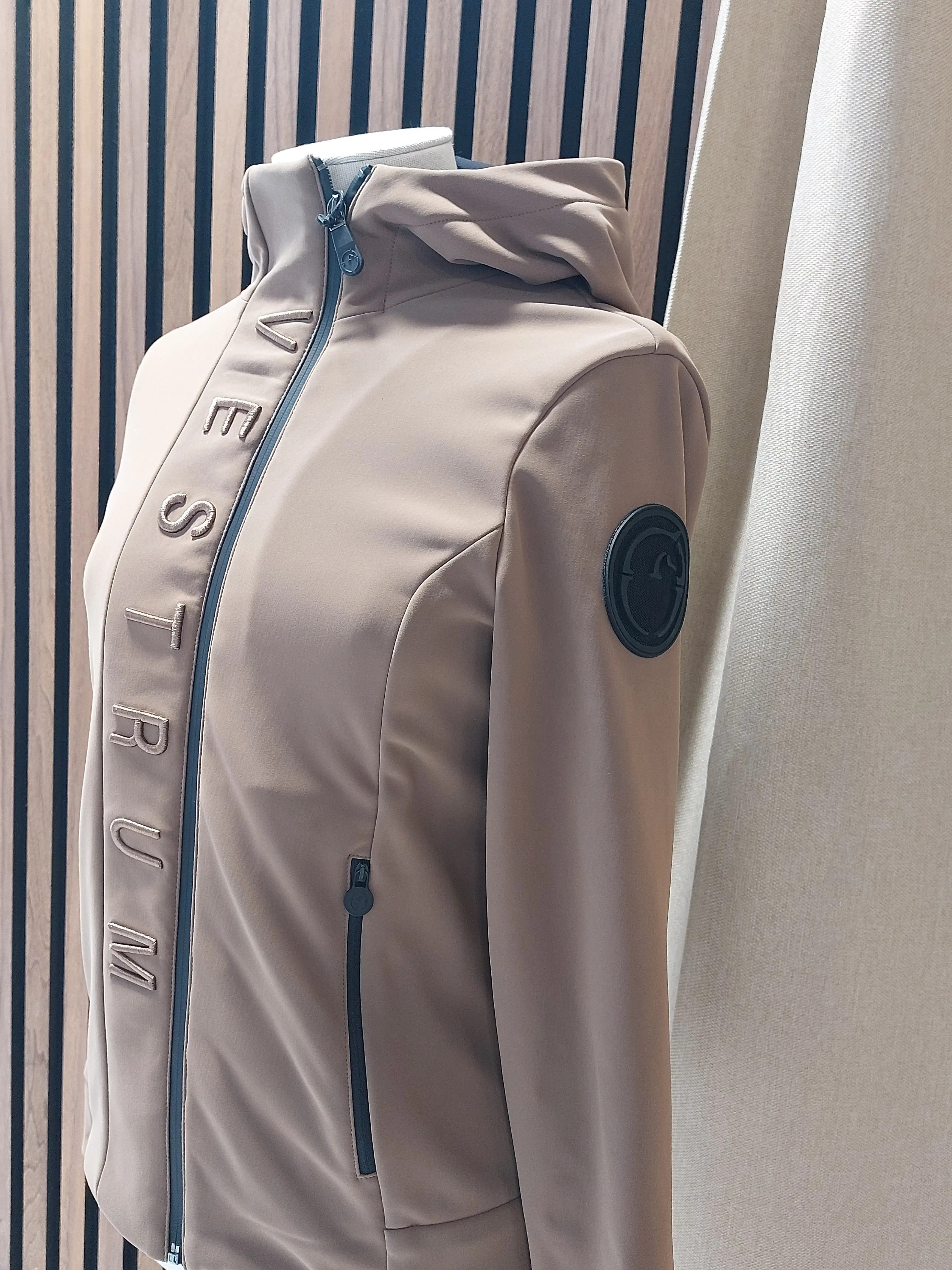 Vestrum Dames Softshell Jas Ypres Corten kopen? - leverbaar Vestrum Dames Softshell Jas Ypres Corten kopen? - leverbaar