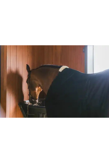 Kentucky Horsewear Mesh Fly Sheet Navy, Perfect voor transport of in de molen Kentucky Horsewear Mesh Fly Sheet Navy, Perfect voor transport of in de molen
