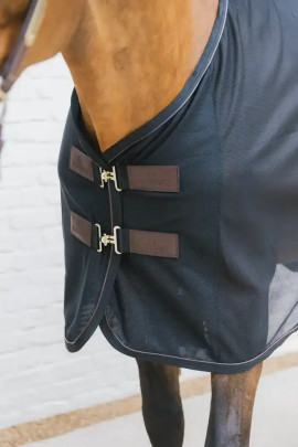 Kentucky Horsewear Mesh Fly Sheet Navy, Perfect voor transport of in de molen Kentucky Horsewear Mesh Fly Sheet Navy, Perfect voor transport of in de molen