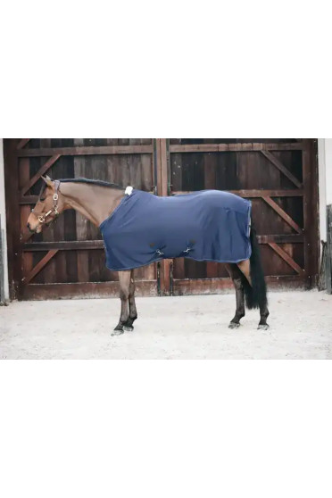 Fleece Zweetdeken om je paard te drogen na training of na het wassen. Fleece Zweetdeken om je paard te drogen na training of na het wassen.