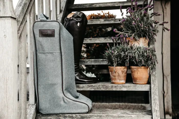 The Kentucky Horsewear Boots Bag offers maximum protection to your boots The Kentucky Horsewear Boots Bag offers maximum protection to your boots