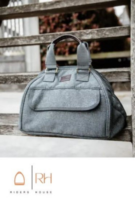 Kentucky Horsewear Helmet Bag offers maximum protection to your Helmet