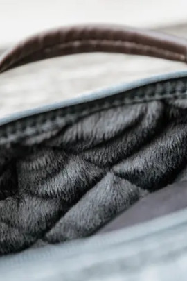 Kentucky Horsewear captas biedt bescherming voor je cap - verkrijgbaar Kentucky Horsewear captas biedt bescherming voor je cap - verkrijgbaar