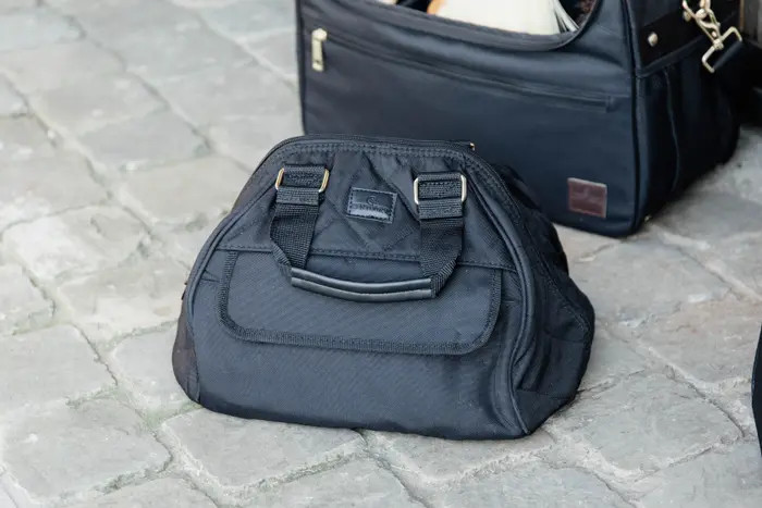 Kentucky Horsewear captas biedt bescherming voor je cap - verkrijgbaar Kentucky Horsewear captas biedt bescherming voor je cap - verkrijgbaar