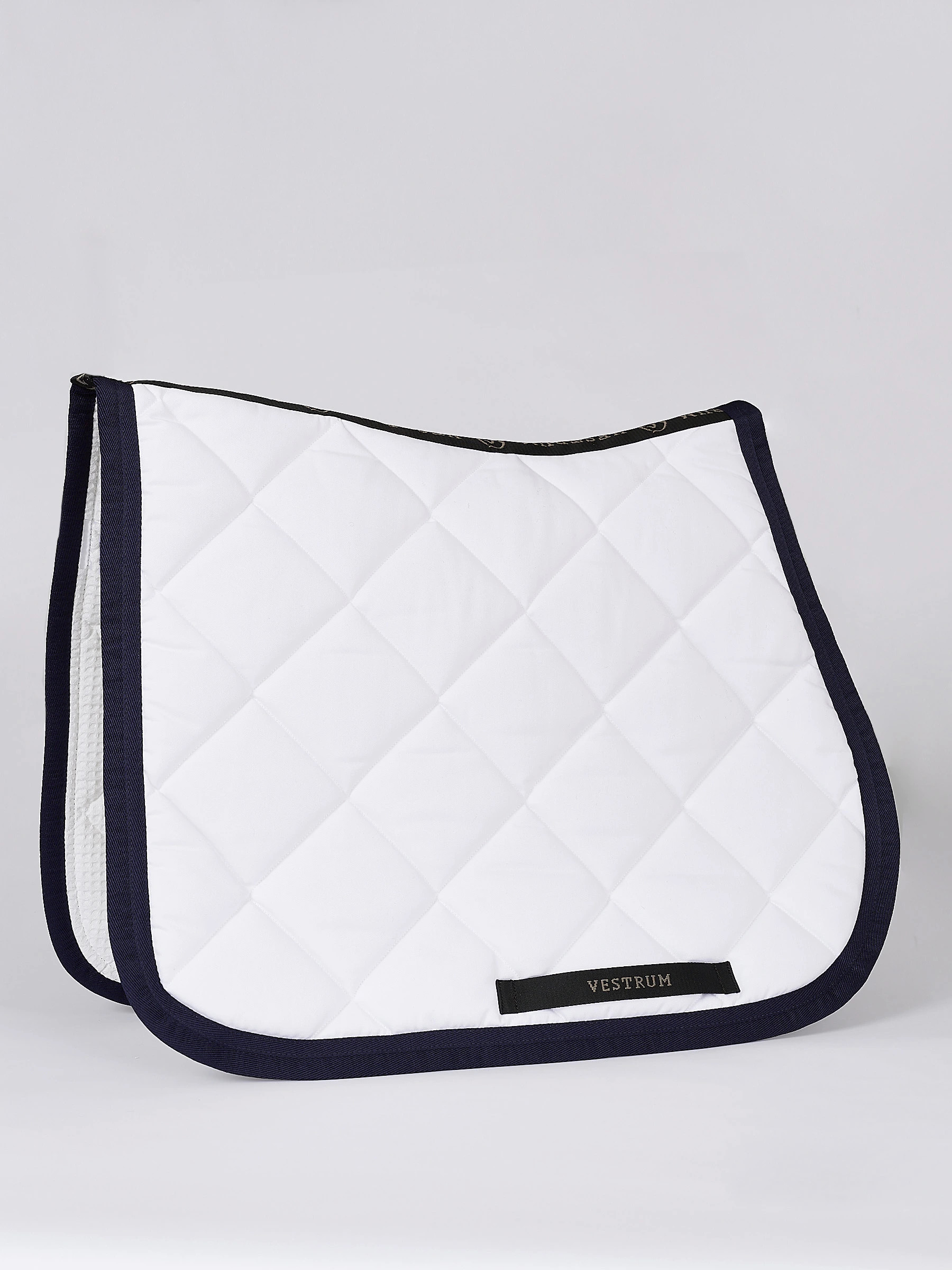 Vestrum Bonn Saddle Pad - White - Discover more Vestrum Bonn Saddle Pad - White - Discover more