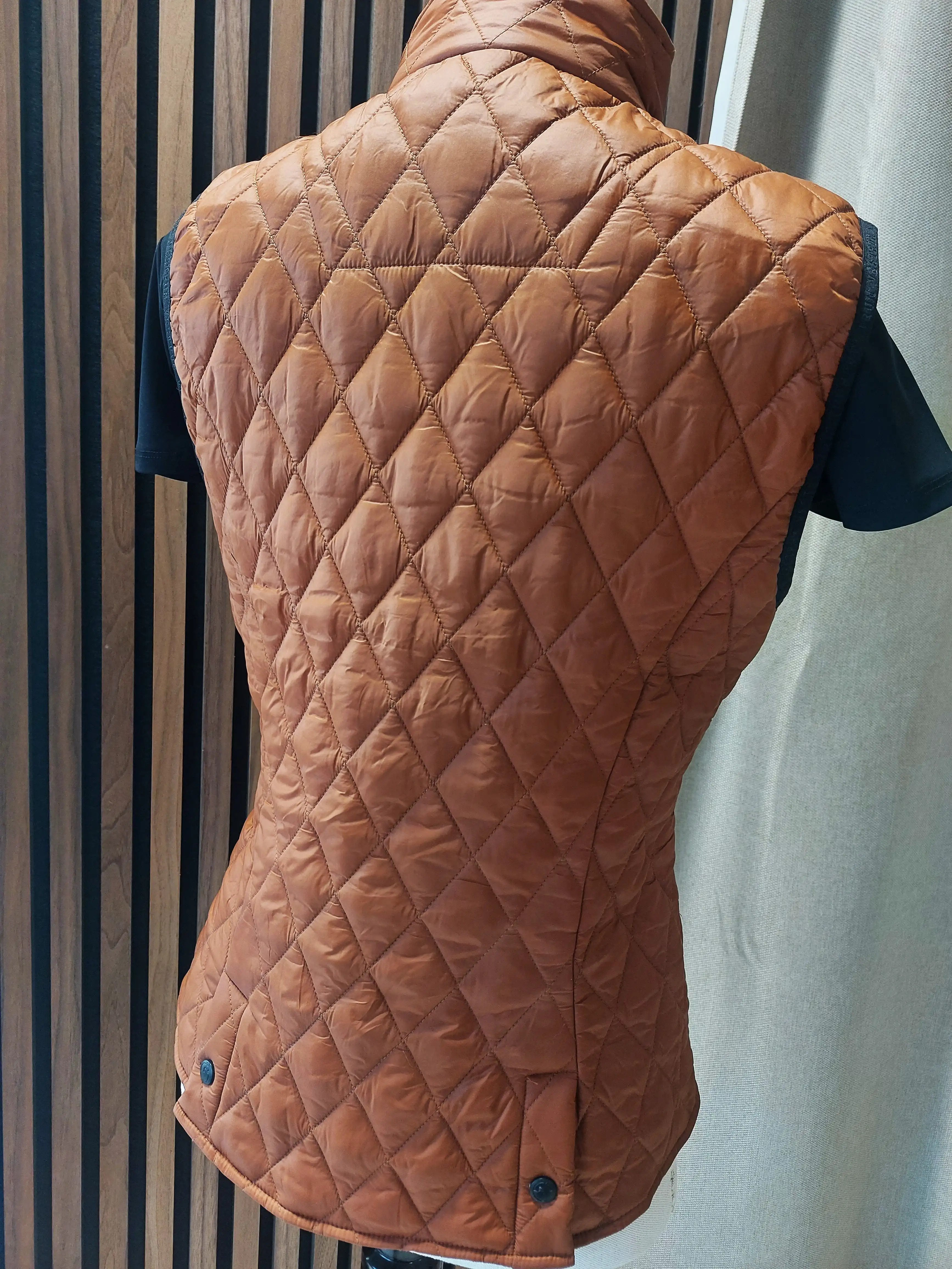 Vestrum Gunsan Dames Bodywarmer Coconut - Iets voor jou? Vestrum Gunsan Dames Bodywarmer Coconut - Iets voor jou?